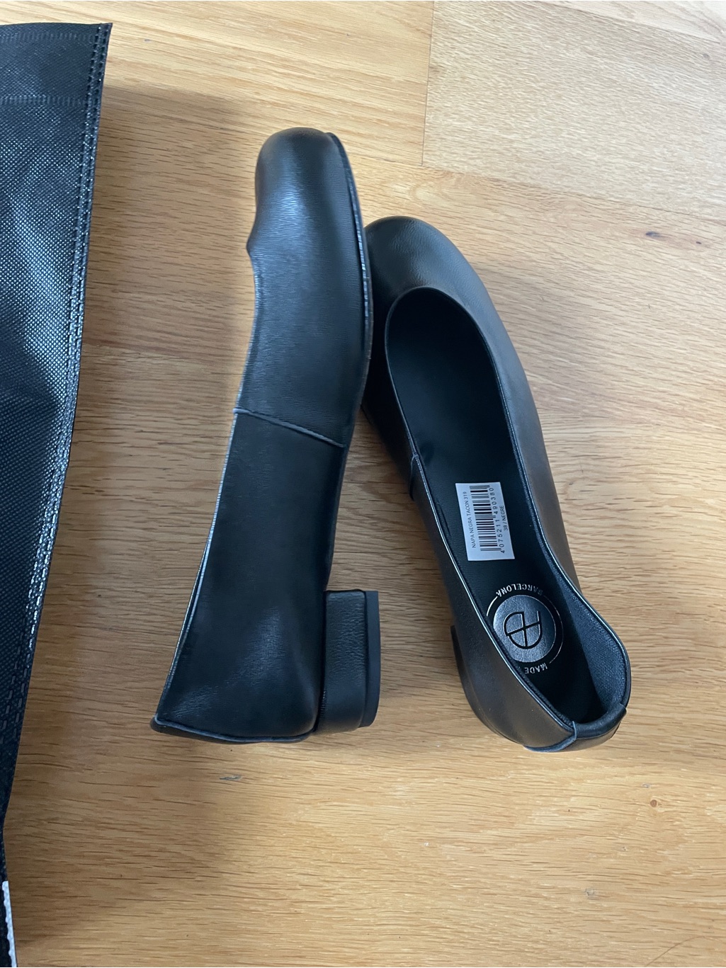 New Atelier De Ballerinas Kristen Black Leather Heels — image 3 of 4